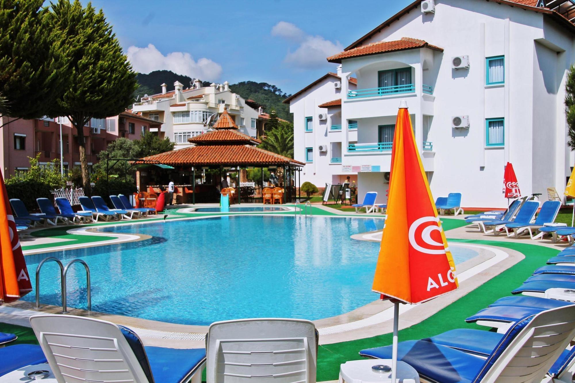 Club Likya Apart Appartamento Marmaris Esterno foto
